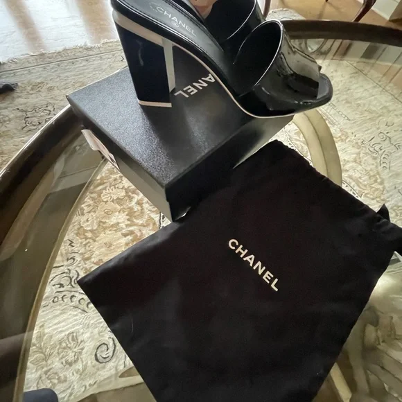Chanel Mules ( Authentic) - Picture 8 of 8